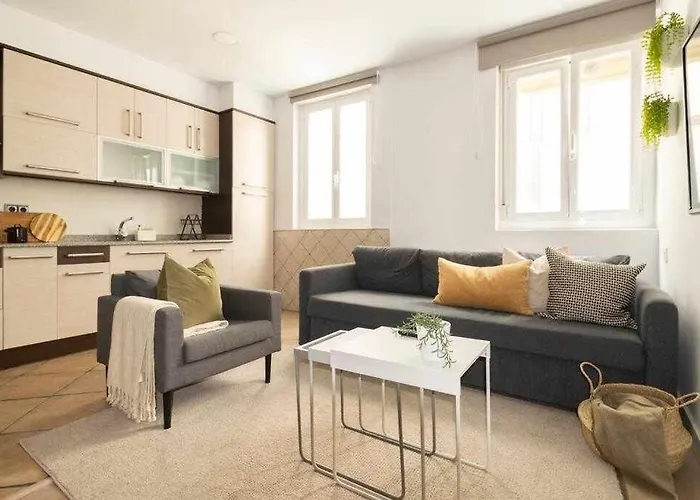 Sf21 Apartamento Para 7 Personas En El Centro De Pamplona